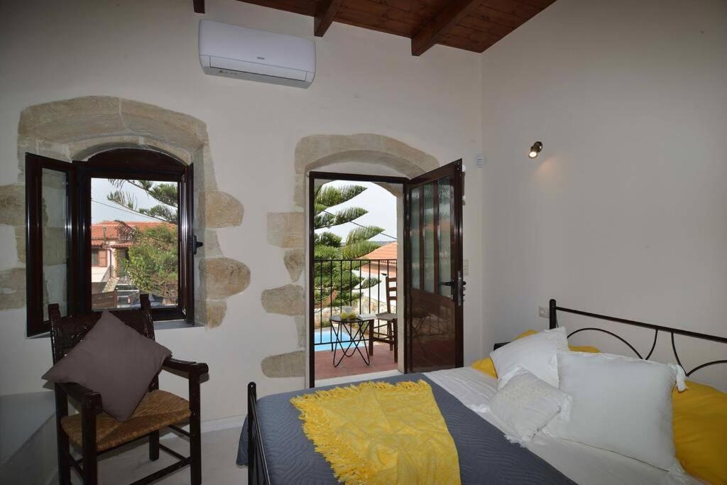 Villa Christini A Luxury Villa With Amazing Views Tzitzifés Exteriör bild